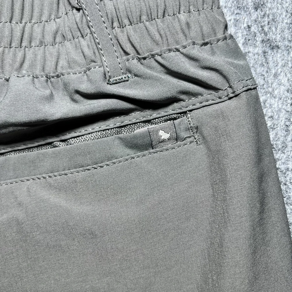 Birdie Bound Shorts Men Medium Gray 6.5
